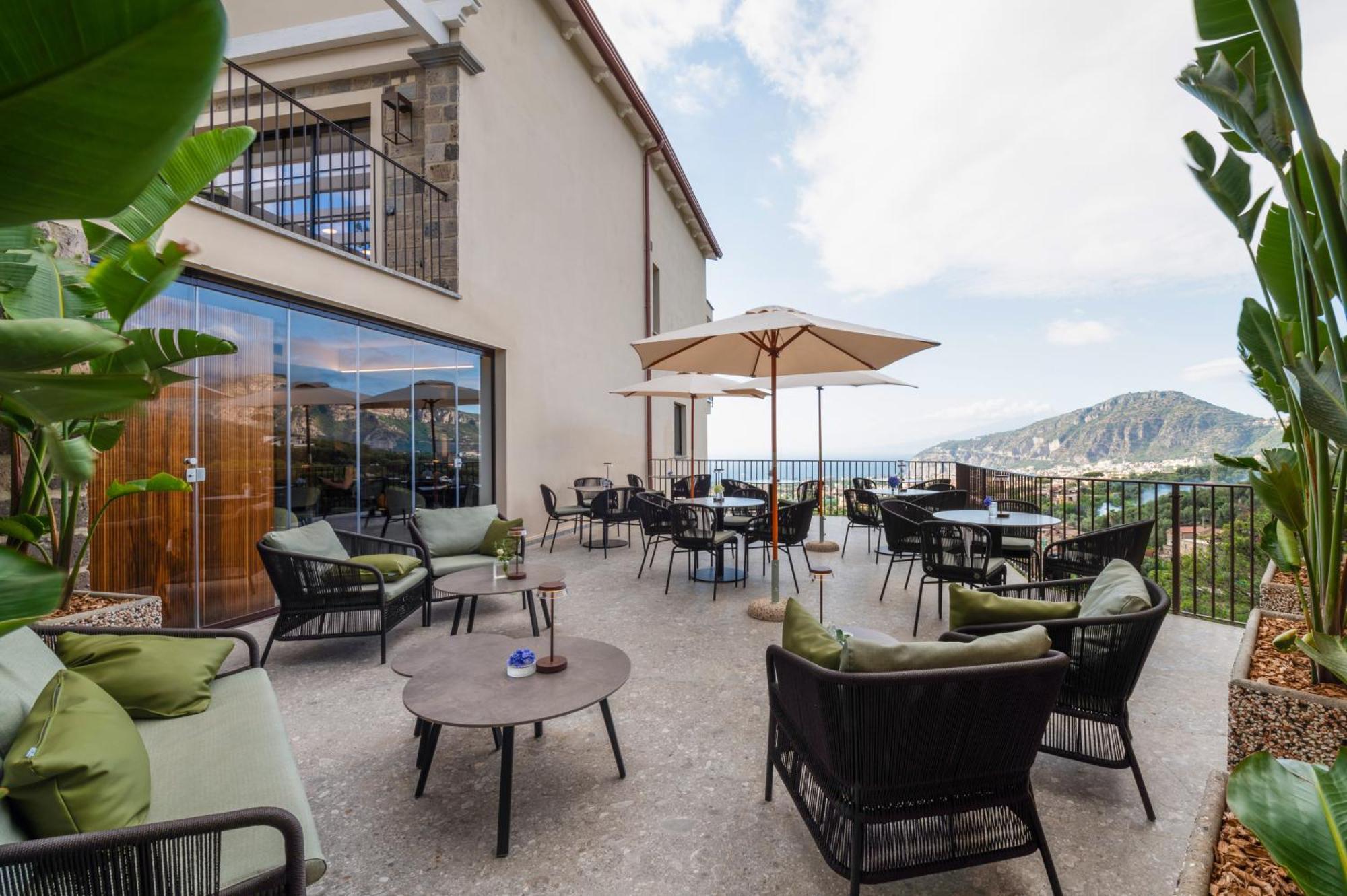 Caruso Sea View Hotel ซอร์เรนโต ภายนอก รูปภาพ